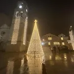 La Botica Del Lobo