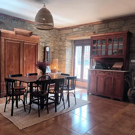 Vakantiehuis La Botica Del Lobo Villardeciervos